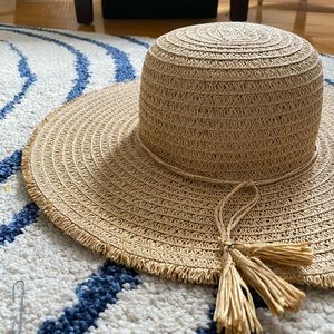American Eagle Wide-Brimmed Straw Sun Hat